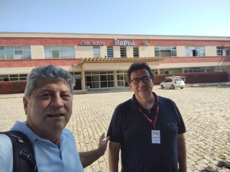 33f582db54994266946f4bffea18d045